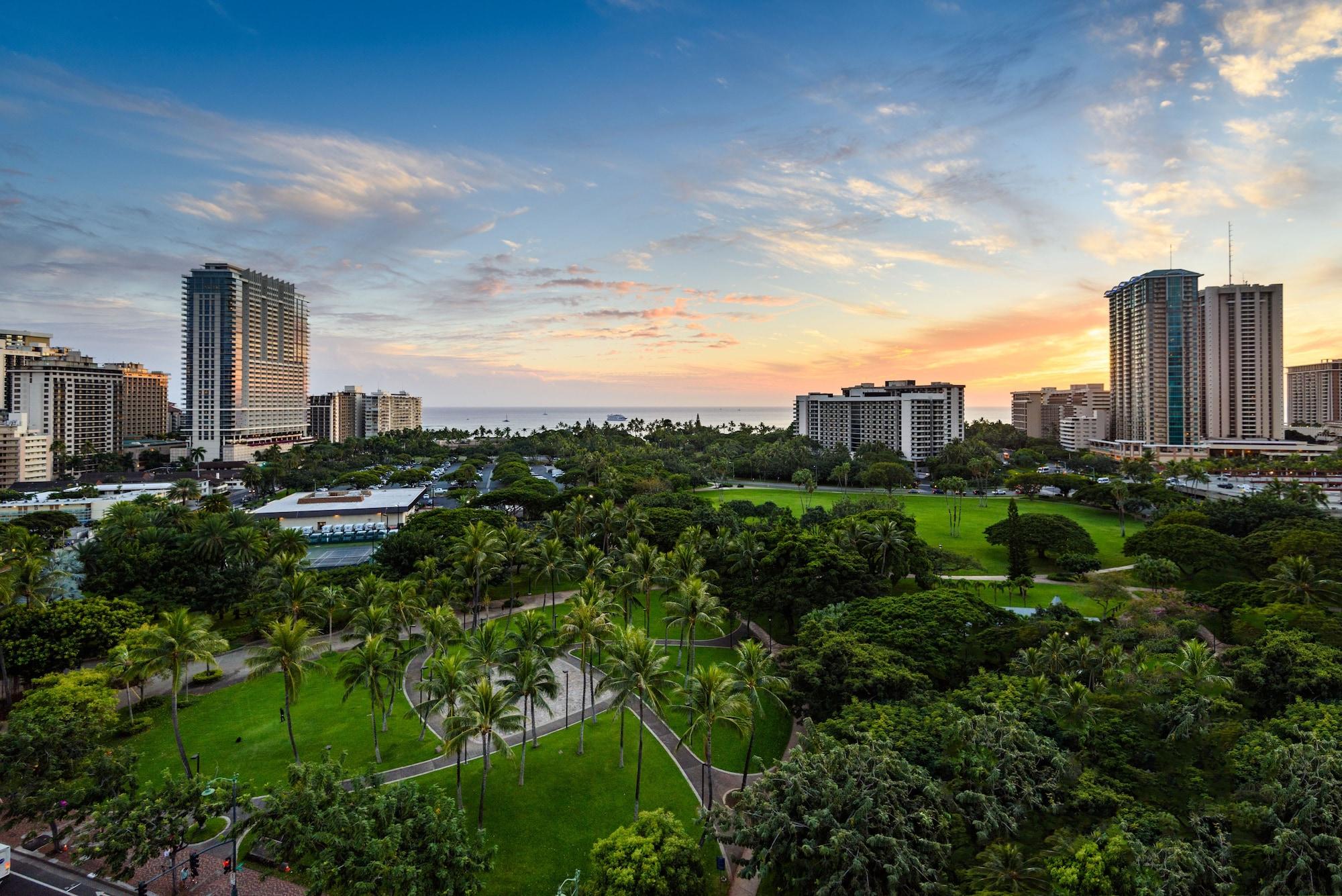 Waikiki Gateway Hotel Honolulu Exterior photo